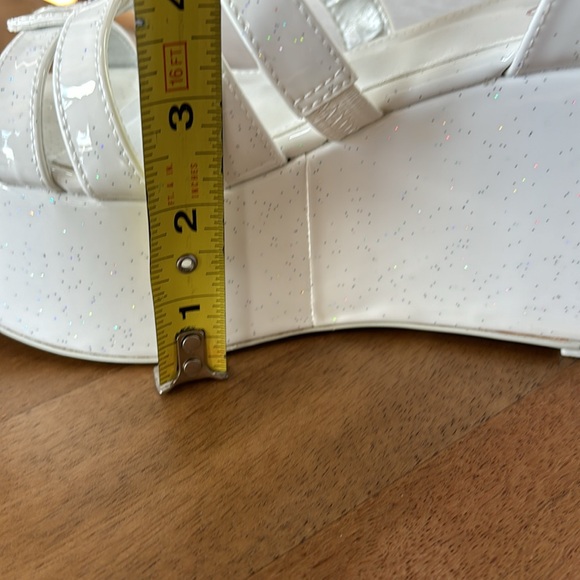 Circus by Sam Edelman Strappy Platform Sandal - Picture 11 of 14